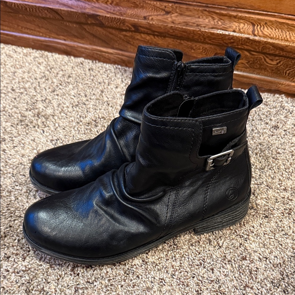 Remonte size 42- Black Leather Ankle Boots